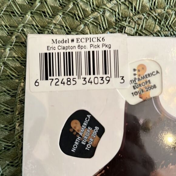 NWT Eric Clapton 2008 pic collection still sealed - Picture 4 of 5